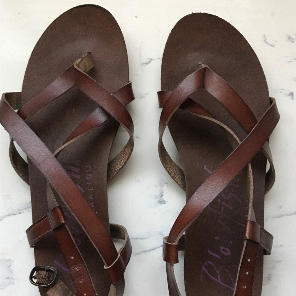 brown leather strappy sandals